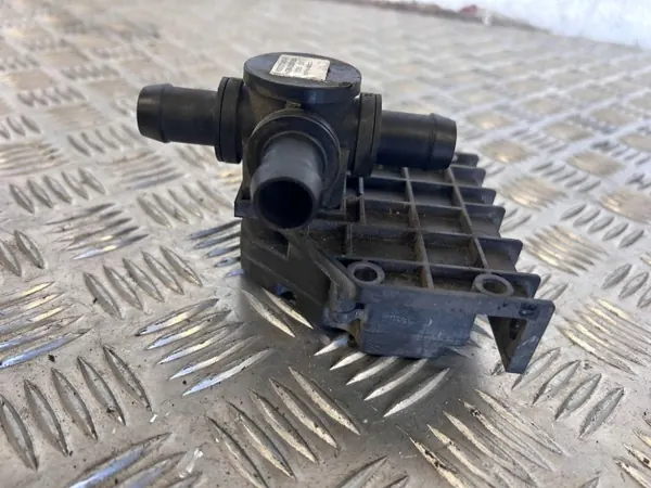 Calentador de líquido refrigerante Tesla Model X OEM 600737000B image 10