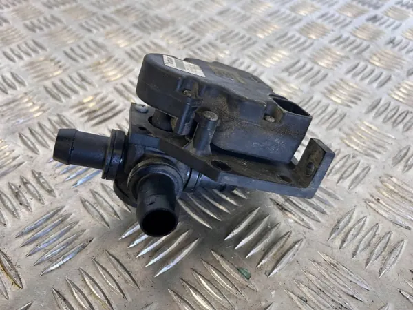 Calentador de líquido refrigerante Tesla Model X OEM 600737000B image 3