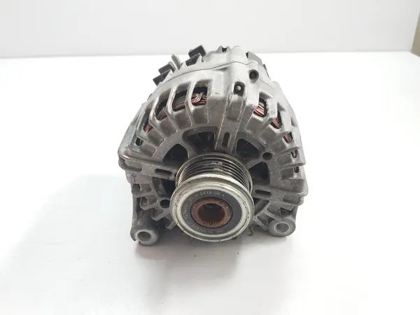 Kokonainen Vaihtovirtageneraattori BMW F20 2.0D 8519890 image 2