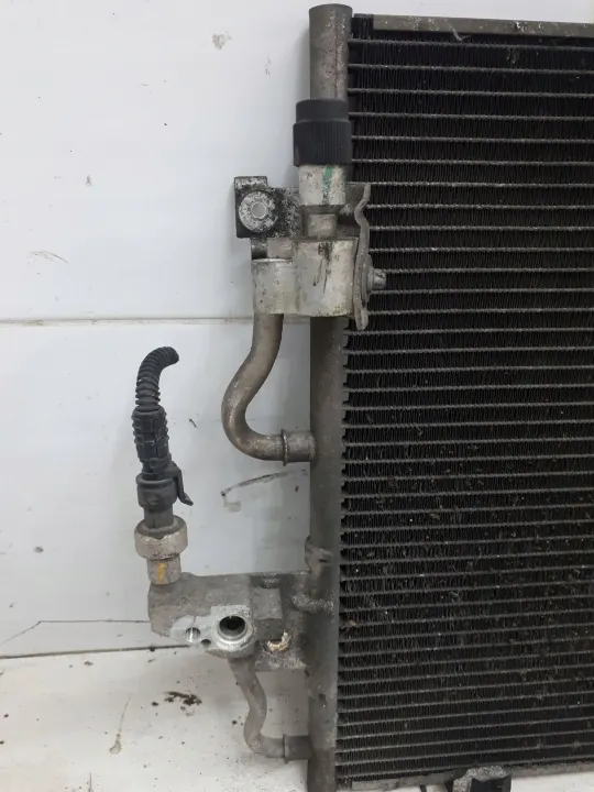 OEM 13129192 AC-kondensor för Opel Astra H Zafira B image 4
