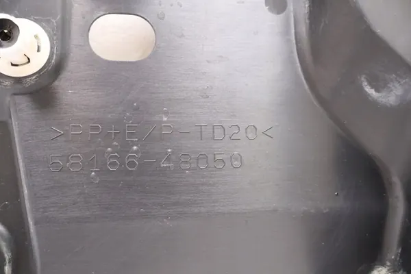 Lexus RX IV Underrede Skydd Vänster Bak OEM 58166-48050 image 5