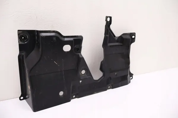 Lexus RX IV Underrede Skydd Vänster Bak OEM 58166-48050 image 8