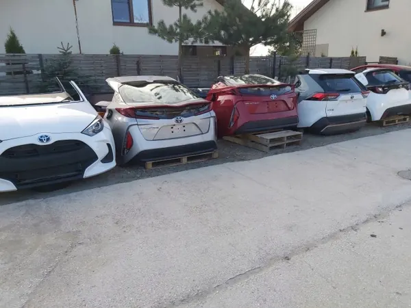 Toyota Auris II B-Säule Rechts Schweller OEM AURIS II SŁUPEK PRAWY B image 9