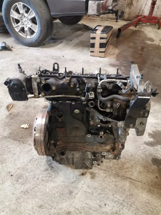 Para-choques dianteiro Opel Zafira C OEM gfdswed - Usado image 5