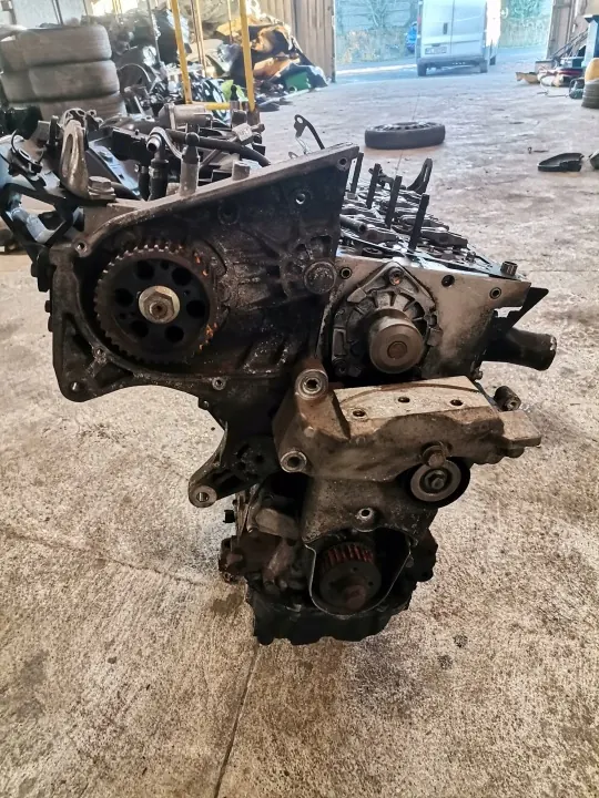 Para-choques dianteiro Opel Zafira C OEM gfdswed - Usado image 6