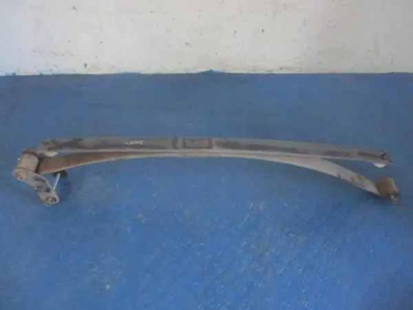 Ressort à lames arrière OEM 01 avec supports VW Caddy III image 2