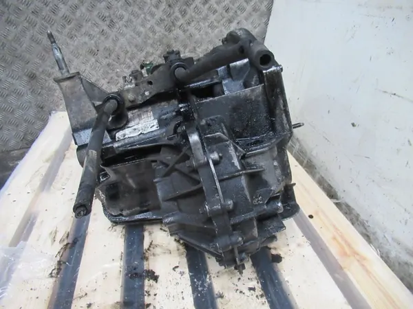 Manuaalivaihteisto Renault Espace 4 1.9 DCI 7701716759 image 5