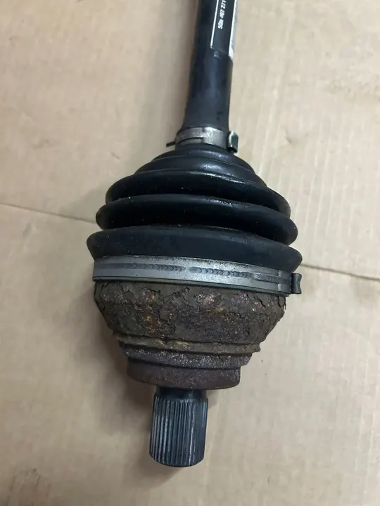 Fram vänster drivaxel Audi VW Skoda 5Q0407271CR image 2