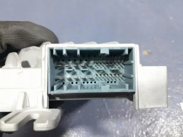 BMW X7 G07 Harman Kardon Audio-vahvistin OEM 5A38AB8 image 3