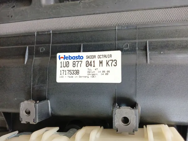Skoda OEM 1U0877041M Schievedak voor Octavia II image 4