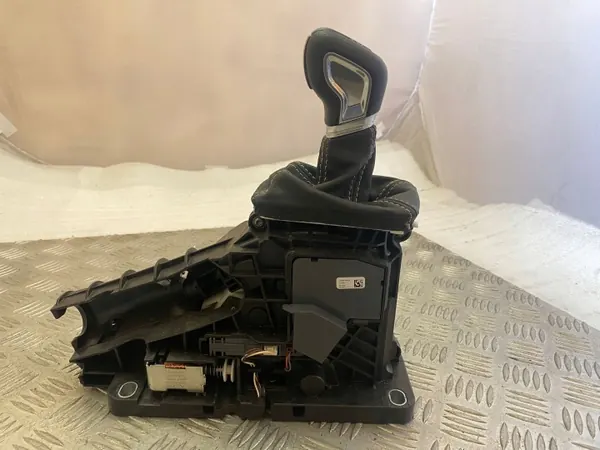 Levier de vitesse Volvo XC90 2016 OEM 31437773 image 3