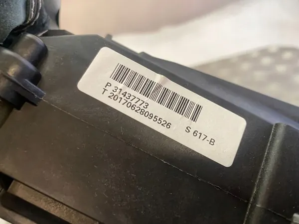 Levier de vitesse Volvo XC90 2016 OEM 31437773 image 4