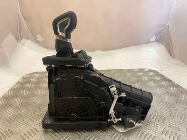 Levier de vitesse Volvo XC90 2016 OEM 31437773 image 6