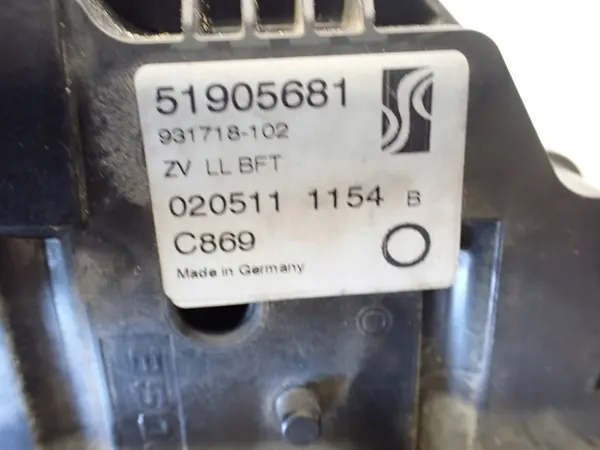 Vordere Rechte Türschloss Fiat Grande Punto 51905681 image 2