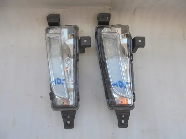 DRL Halógeno Derecho OEM W1378 para Suzuki Vitara III image 2
