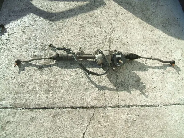 Peugeot 208 I Stuurhuis OEM 6700003305 6820000190 image 3