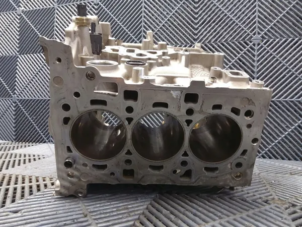 Bloco motor usado OEM 1025313 para BMW 1 F40 image 7