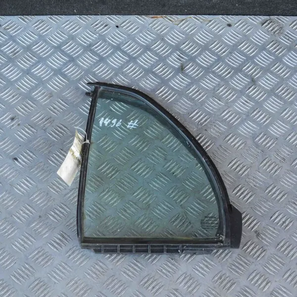 Vasen Takaikkuna OEM 43R00048DOT24 Toyota Yaris image 2