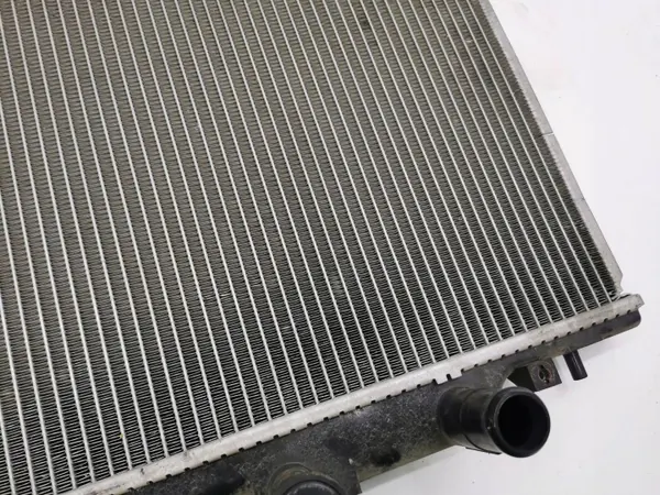 Radiateur d'eau Mazda CX-7 2008 OEM 2016W49 image 6