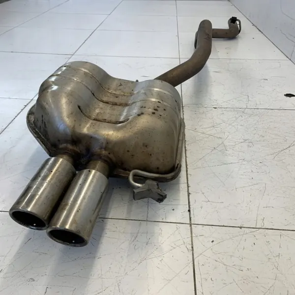 OEM 3C0253611AF takapäävaimennin VW Passat B6:lle image 3