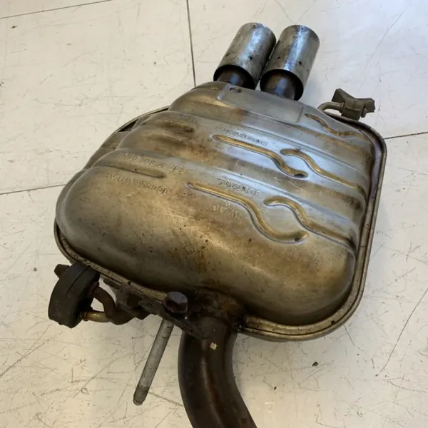 OEM 3C0253611AF takapäävaimennin VW Passat B6:lle image 9