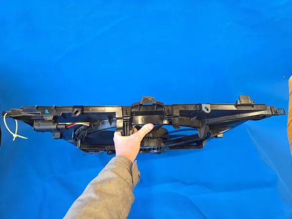 Ventilador de arrefecimento OEM QUA11499 BMW X1 X2 MINI image 4