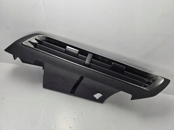 Peugeot 5008 II mitt ventilationsgallret OEM 9810172180 image 3