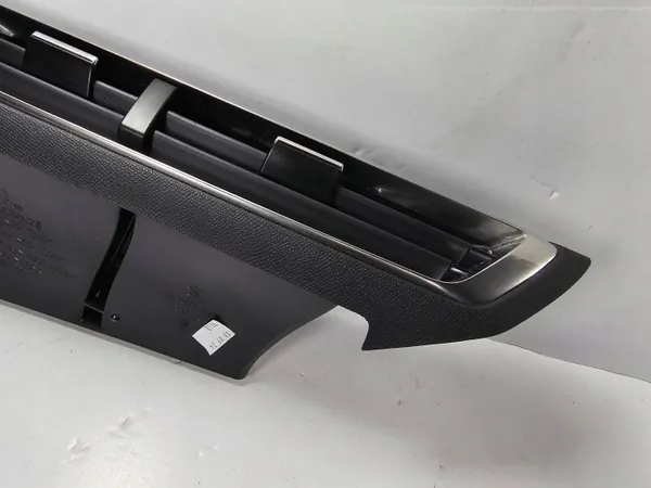 Peugeot 5008 II mitt ventilationsgallret OEM 9810172180 image 5