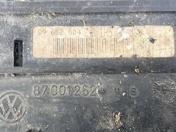 Volkswagen Golf Nopeusmittari, Mittaristo 1996 1.9L OEM image 3