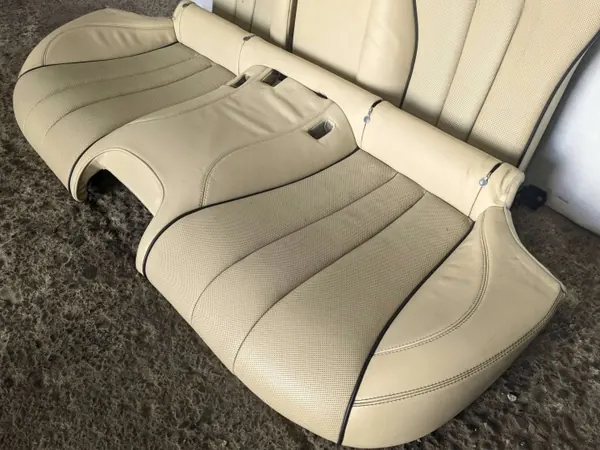 Conjunto Interior BMW VOLLLEDERAUSST - Bancos & Consola image 6