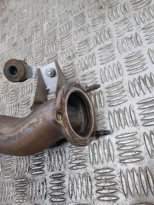 Pakoputken liitos OEM ALLROAD Audi A6 Allroad C7:lle image 4