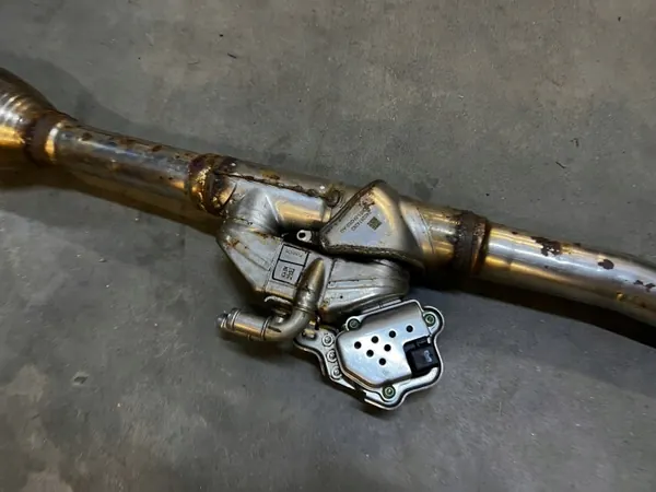 Avgasystem Ford Kuga MK3 2.5 Hybrid AWD OEM PZ11-5L274-LA image 9