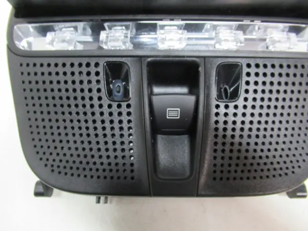 Mercedes W205 Panoramadaklamp OEM A0009009007 image 3