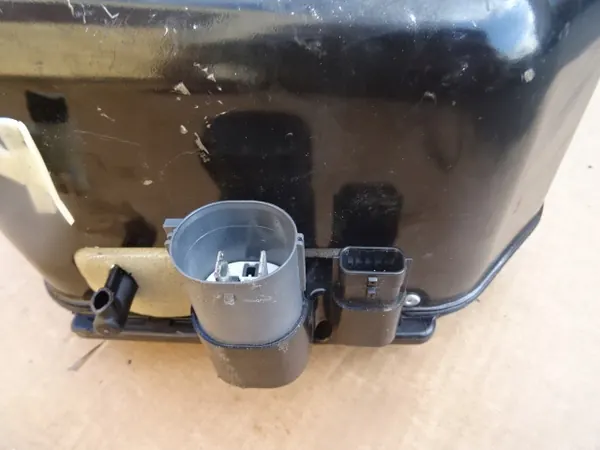 Compressor Land Rover OEM HPLA 3B484 AF - Usado image 3