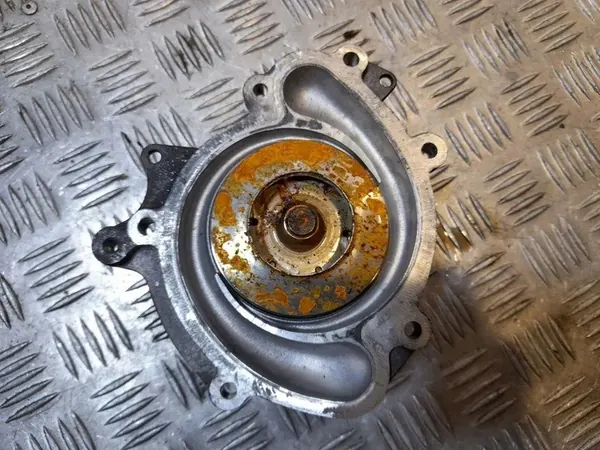 Vattenpump MERCEDES-BENZ M (W166) 3.5L diesel A6422002001 image 3