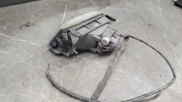 Farol Esquerdo Renault Laguna I Kombi 93-98 OEM 7701040680 image 6