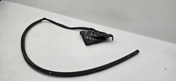 Jaguar XK XKR 2007 Vänster dörrtätning OEM C2P19091 image 3