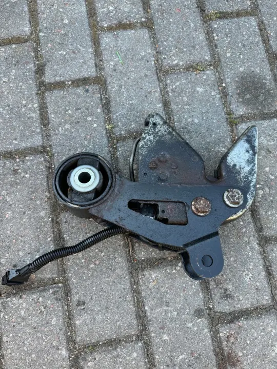Fecho de Cabina OEM A9423100383 Mercedes Atego III E6 image 3