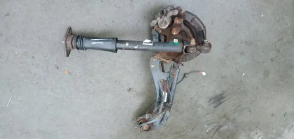 KIA SPORTAGE III 1.7 CRDI Braccio di Controllo Posteriore Destro image 2