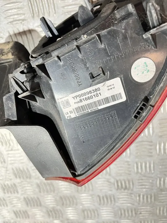 OPEL GRANDLAND X LUZ TRASERA IZQUIERDA YP00098380 image 2