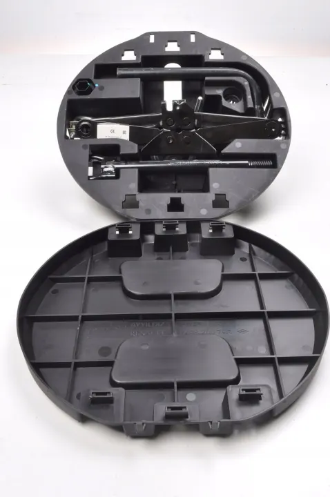 Conjunto de macaco Renault Clio V OEM 849820079R - Usado image 2