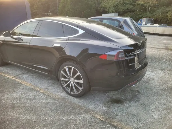 Tesla S 85D 13-16 Kofferbakplank OEM 1021143-00-B image 8