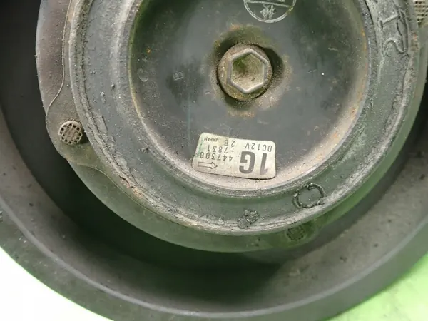 Compresseur climatisation Honda Accord 2001 OEM 4472009895 image 10