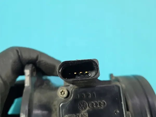 Luchtmassameter Audi A3 8L 1.6 SR OEM 06A906461B image 4