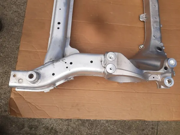 Carrinho Dianteiro Mercedes GLC C254 OEM A2546200000 image 4