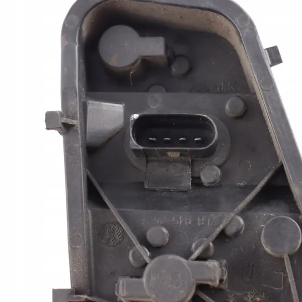 VW Touareg 7L Achterlichtfitting OEM 7L6945257 image 8