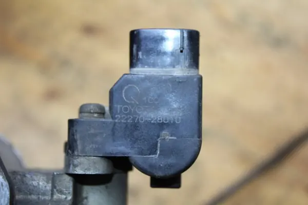 TOYOTA RAV 4 II 2.0 VVTI Drosselklappe 89452-33030 image 6