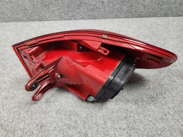 Luz trasera LED izquierda - VW Tiguan I 2011-2016 image 5