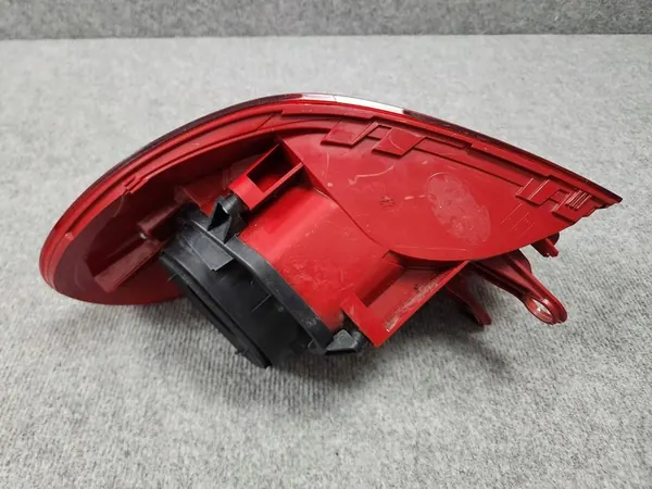 Luz trasera LED izquierda - VW Tiguan I 2011-2016 image 7