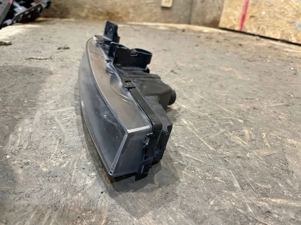 BMW 7 VI G11 G12 15-19 Farol Halógeno LED DRL Esquerdo image 3